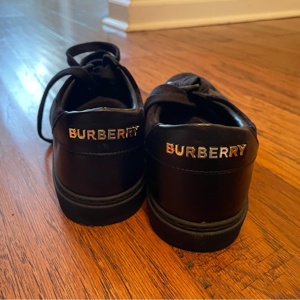 Burberry Men's Black and Blue Sneakers - Picture 12 of 14